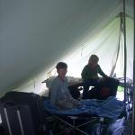 installation dans la tente des lurons le 8 juillet 2009.resized.JPG
